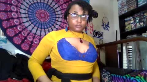 Snapshot of gardeniaspear chatting on 25, 6, 2026 Gardenia online show from 25, 6, 2026