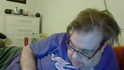 Snapshot of garyg930 chatting on 12, 6, 2026 Gary online show from 12, 6, 2026