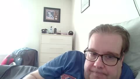 Snapshot of garyg930 chatting on 21, 6, 2026 Gary online show from 21, 6, 2026