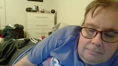 Snapshot of garyg930 chatting on 26, 6, 2026 Gary online show from 26, 6, 2026
