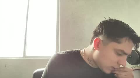 garypinepineapple online show from 22, 4, 2026