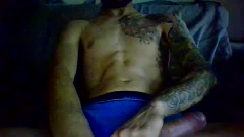 Snapshot of garyreal1990 chatting on 10, 1, 2026 garyreal1990 online show from 10, 1, 2026