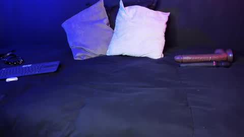  Usagi  online show from 12, 9, 2025