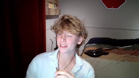 gayblondboy online show from 29, 10, 2025