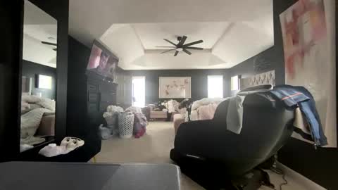 Snapshot of gaytomp402 chatting on 24, 2, 2026 GayTomP402 online show from 24, 2, 2026