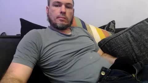 Snapshot of geddes4 chatting on 8, 9, 2025 SIR online show from 8, 9, 2025