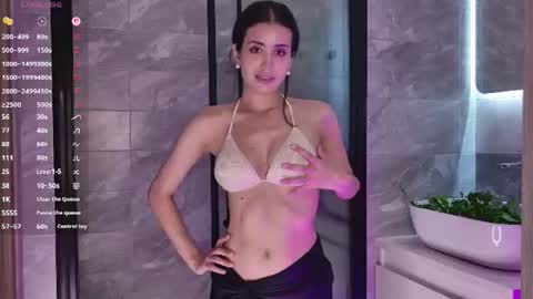 Lia online show from 4, 7, 2026