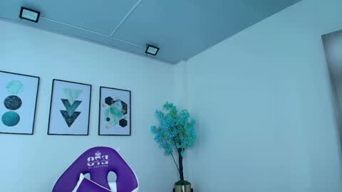 Gemma  online show from 12, 4, 2026