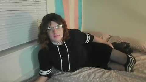 Rachelle online show from 10, 11, 2025