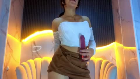 genesis_b_ online show from 1, 4, 2026