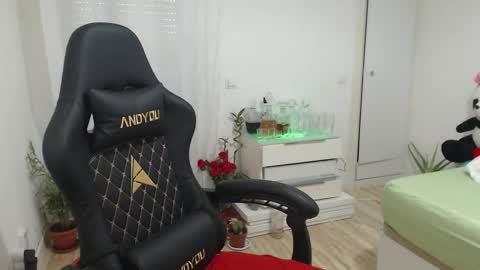 Genesis online show from 28, 2, 2025