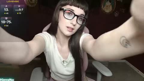 Genna Nyx online show from 5, 4, 2026