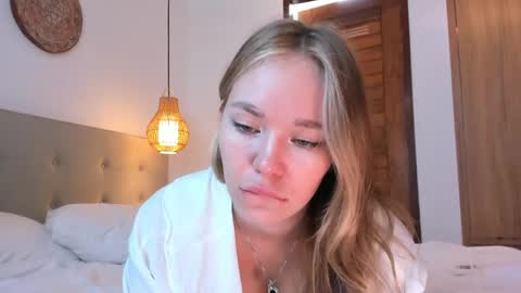 Snapshot of gentle_killers chatting on 22, 5, 2026 Mary Blonde and Kira brunette online show from 22, 5, 2026