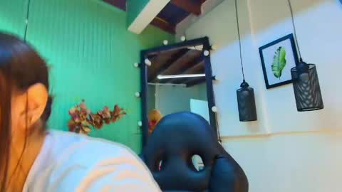 Snapshot of geo_jonnes25 chatting on 6, 6, 2026 Geo J online show from 6, 6, 2026