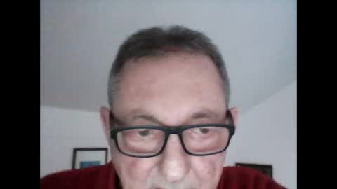 Snapshot of georg1412 chatting on 27, 10, 2025 georg1412 online show from 27, 10, 2025