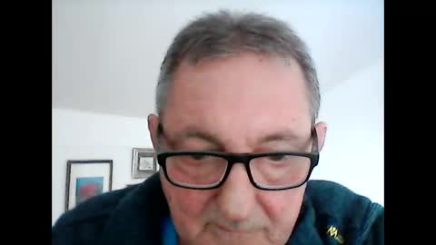 Snapshot of georg1412 chatting on 11, 11, 2025 georg1412 online show from 11, 11, 2025