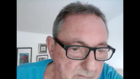 Snapshot of georg1412 chatting on 31, 5, 2026 georg1412 online show from 31, 5, 2026