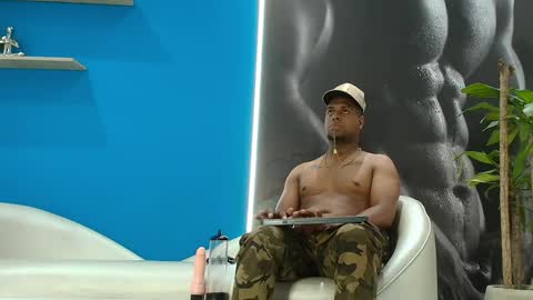 Snapshot of georgeromano chatting on 28, 5, 2026 GeorgeRomano online show from 28, 5, 2026