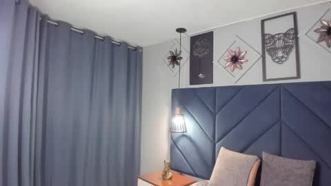Snapshot of georgina_sensuelle chatting on 23, 4, 2026 Georgina online show from 23, 4, 2026