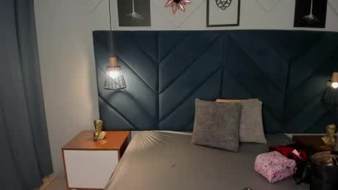 Snapshot of georgina_sensuelle chatting on 6, 5, 2026 Georgina online show from 6, 5, 2026