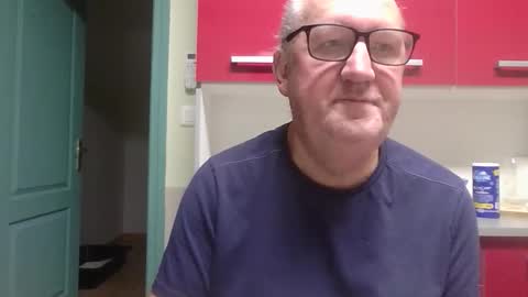 gerardlp131313 online show from 28, 10, 2025