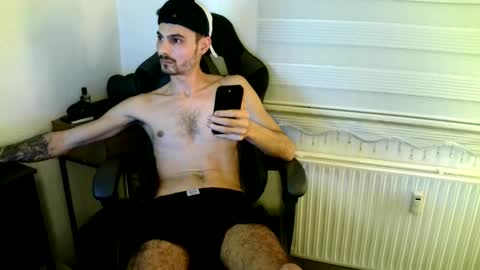 Snapshot of germanbigdic77 chatting on 26, 11, 2025 HeteroGermanbigdic77 online show from 26, 11, 2025