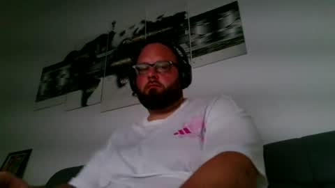 Snapshot of germandick0487 chatting on 3, 7, 2026 Phil online show from 3, 7, 2026