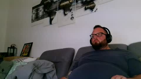 Snapshot of germandick0487 chatting on 4, 7, 2026 Phil online show from 4, 7, 2026