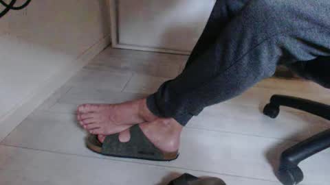 Snapshot of germansolebro chatting on 17, 9, 2025 GermanSoleBro online show from 17, 9, 2025