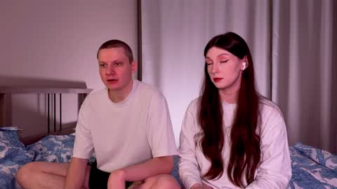 Snapshot of gethigh_ chatting on 19, 12, 2024 Liz and Mark online show from 19, 12, 2024