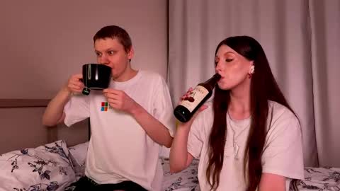 Snapshot of gethigh_ chatting on 25, 2, 2025 Liz and Mark online show from 25, 2, 2025