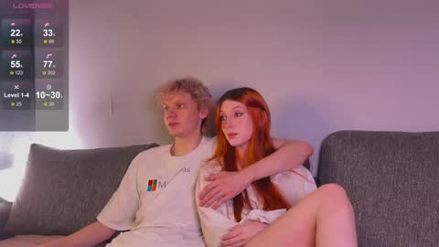 Snapshot of gethigh_ chatting on 9, 9, 2025 Liz and Mark online show from 9, 9, 2025