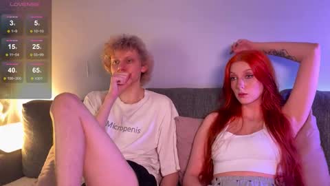 Snapshot of gethigh_ chatting on 28, 9, 2025 Liz and Mark online show from 28, 9, 2025