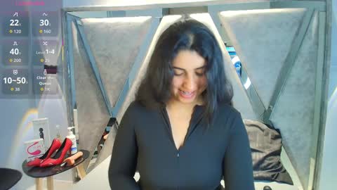 Danna Astrom online show from 7, 10, 2025