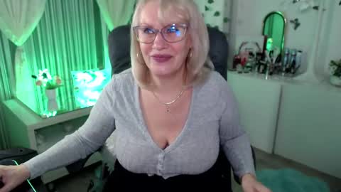 Snapshot of ghertrudequeen chatting on 17, 1, 2026 Ghertrudequeen online show from 17, 1, 2026
