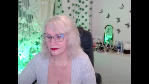 Snapshot of ghertrudequeen chatting on 1, 2, 2026 Ghertrudequeen online show from 1, 2, 2026