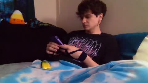 Snapshot of ghostcondor11 chatting on 10, 11, 2025 SrirachaSwitchblade online show from 10, 11, 2025