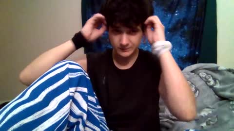 Snapshot of ghostcondor11 chatting on 19, 11, 2025 SrirachaSwitchblade online show from 19, 11, 2025