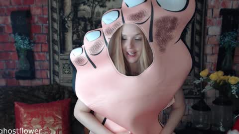 ghostflower online show from 31, 10, 2025