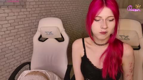 Snapshot of ghostrebell chatting on 28, 5, 2026 Alice and Michelle online show from 28, 5, 2026
