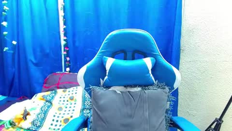 Gia  online show from 13, 4, 2026