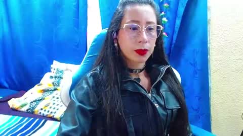 Snapshot of gia_leinn chatting on 8, 5, 2026 Gia online show from 8, 5, 2026