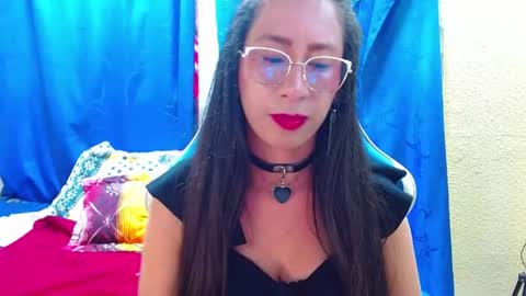 Snapshot of gia_leinn chatting on 13, 5, 2026 Gia online show from 13, 5, 2026