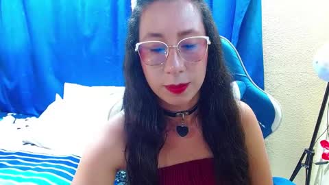 Snapshot of gia_leinn chatting on 25, 5, 2026 Gia online show from 25, 5, 2026