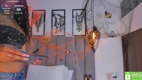 Snapshot of gia_scott chatting on 26, 10, 2025 Darlliny online show from 26, 10, 2025