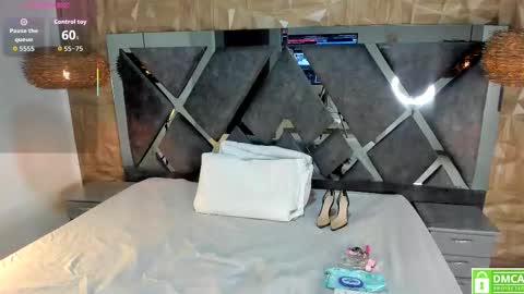 Snapshot of gia_scott chatting on 4, 3, 2026 Darlliny online show from 4, 3, 2026