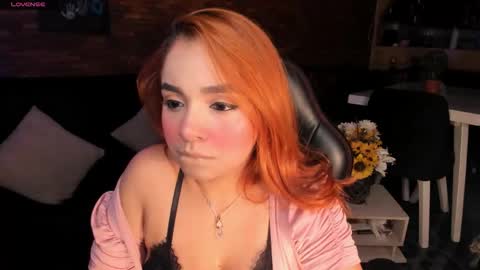 Gia  online show from 11, 10, 2025