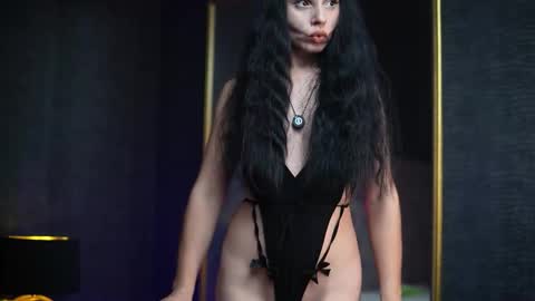  Gia  online show from 25, 11, 2025