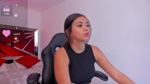 Gia  online show from 21, 2, 2025