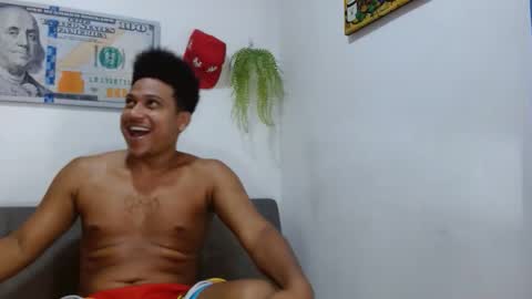 Snapshot of giant_feet chatting on 17, 5, 2026 BOSS online show from 17, 5, 2026